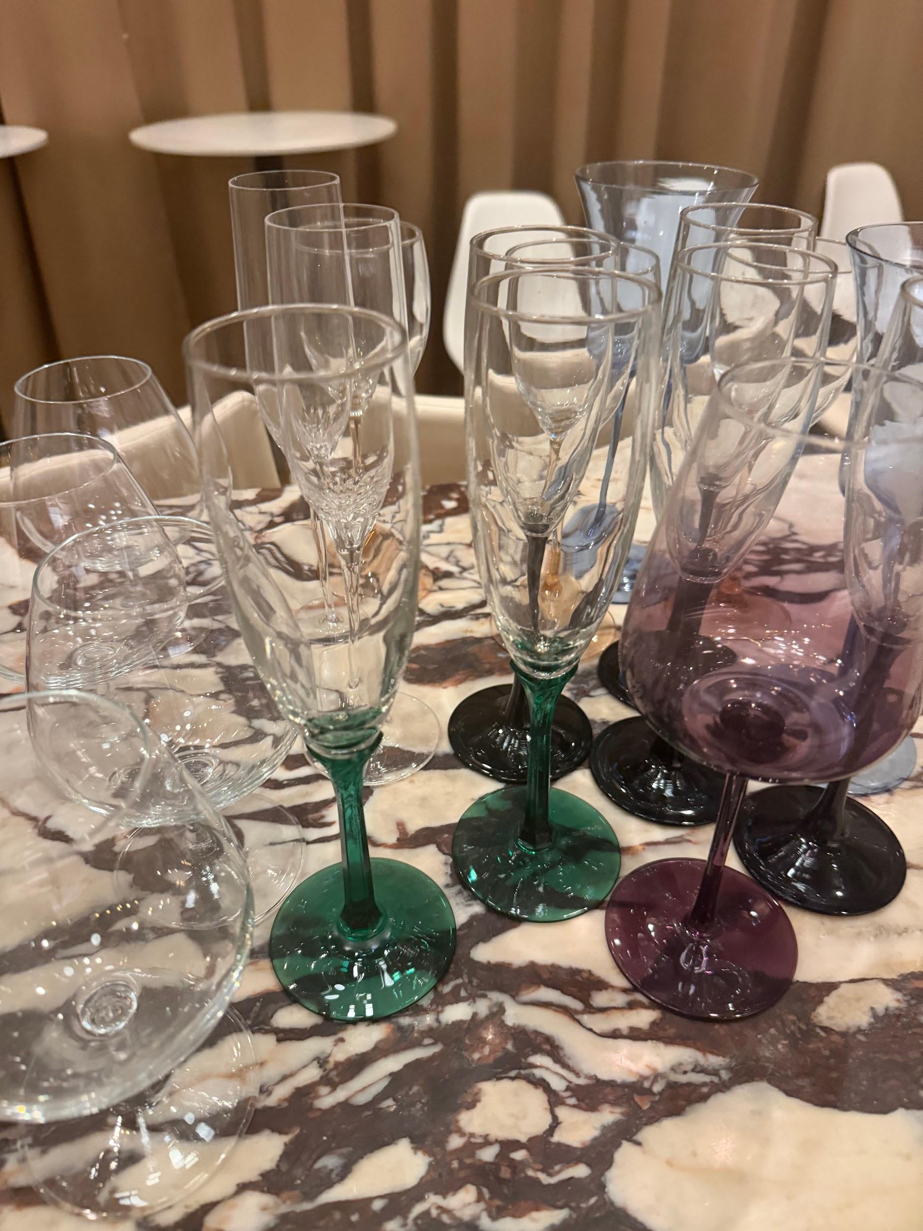 18 Mixed Specialty Wine, Champagne & Dessert Glasses