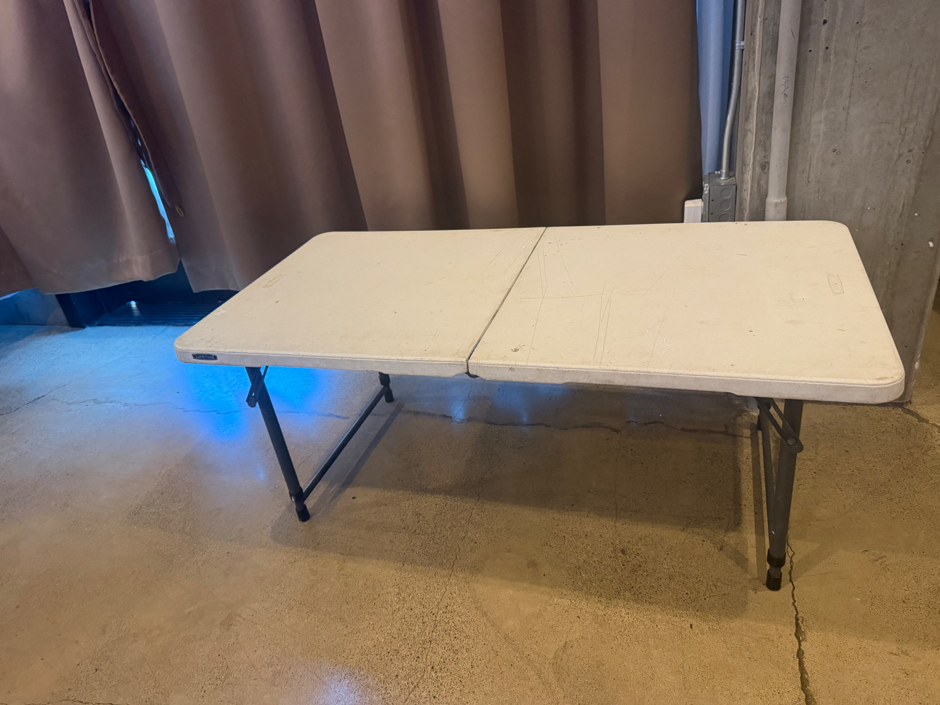 Lifetime 6-Foot Low-Height Fold-in-Half Activity Table