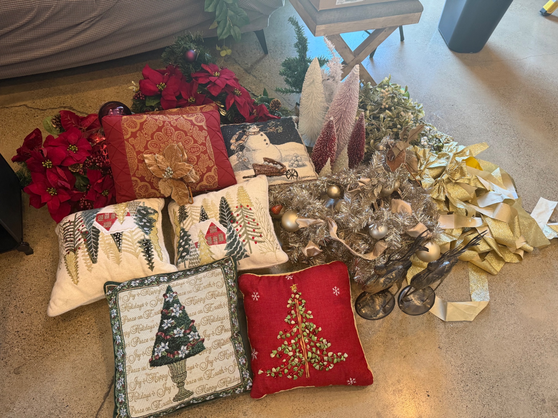 Large Christmas Event Décor & Holiday Pillow Collection