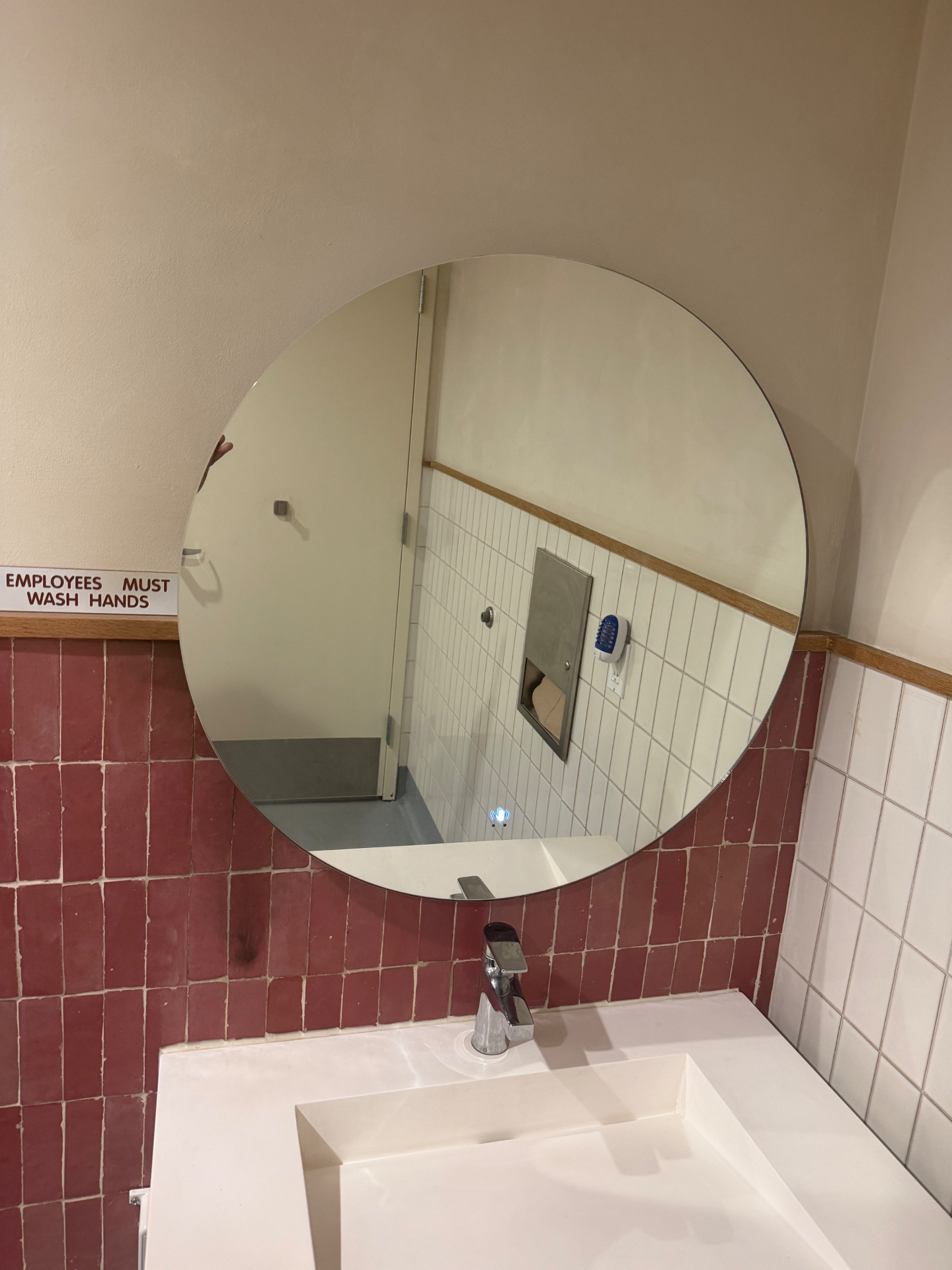 Oversized Round Touch-Activated LED Bathroom Mirror